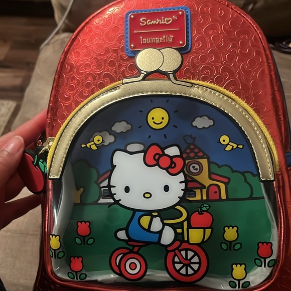 Loungefly - Picture 3 of 4